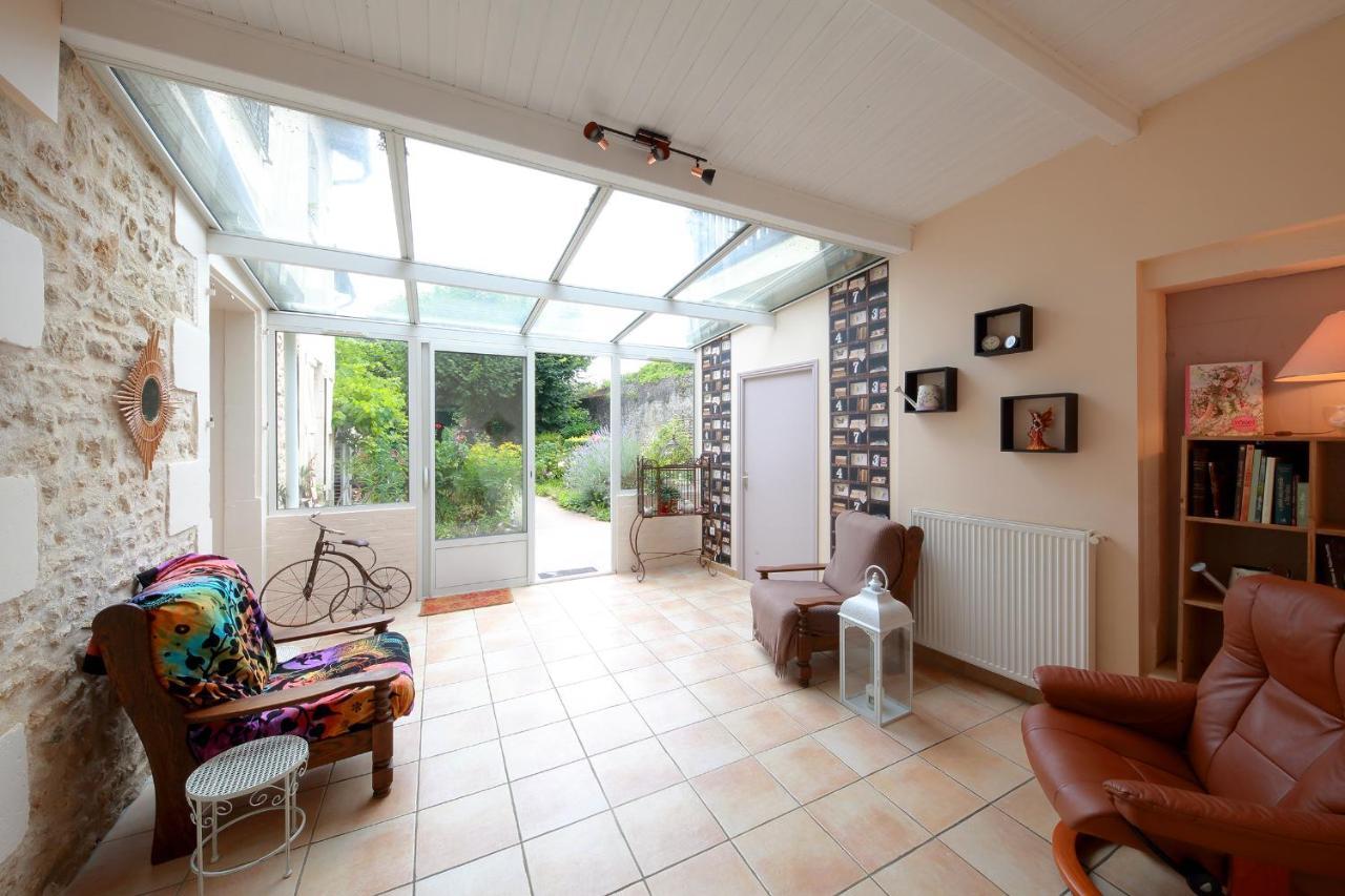 Latillé La Loge Des Fees Bed & Breakfast エクステリア 写真