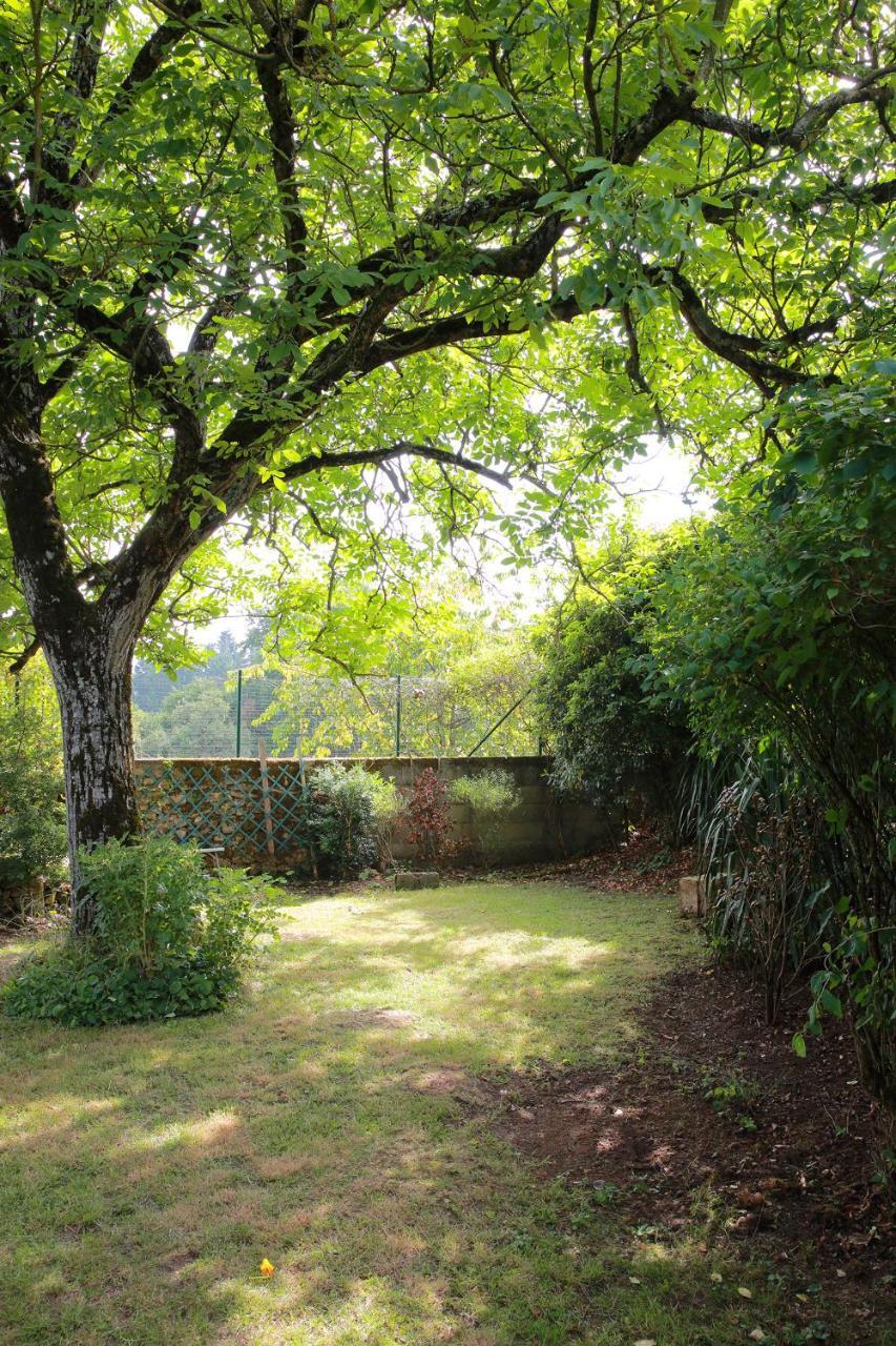 Latillé La Loge Des Fees Bed & Breakfast エクステリア 写真